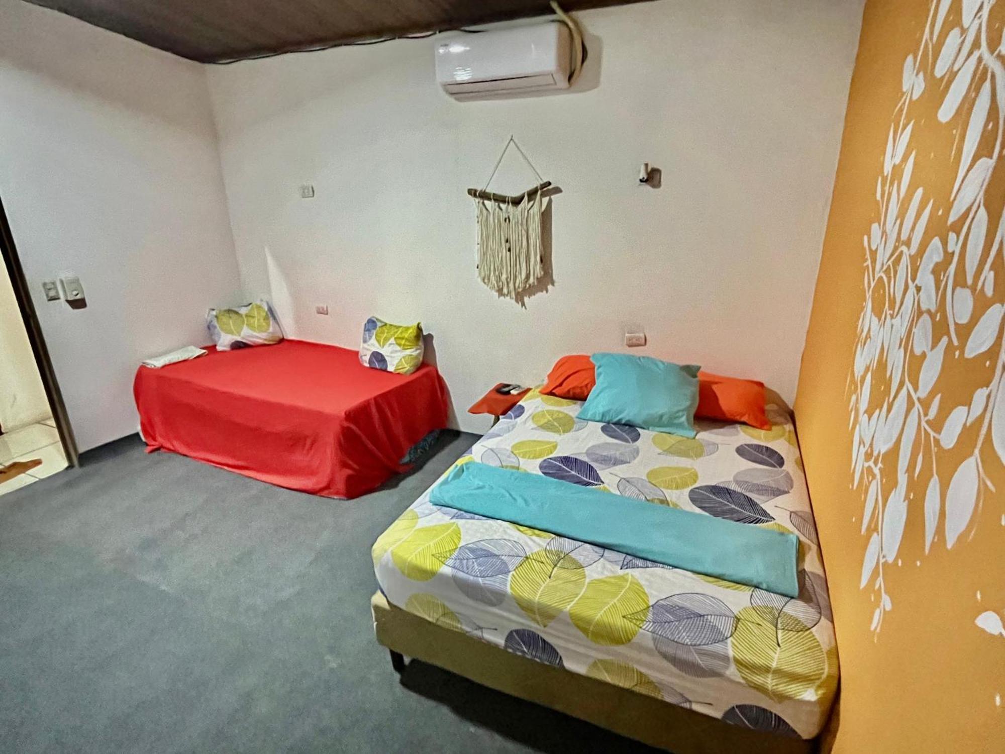 Cheap Hostel Quepos Luaran gambar