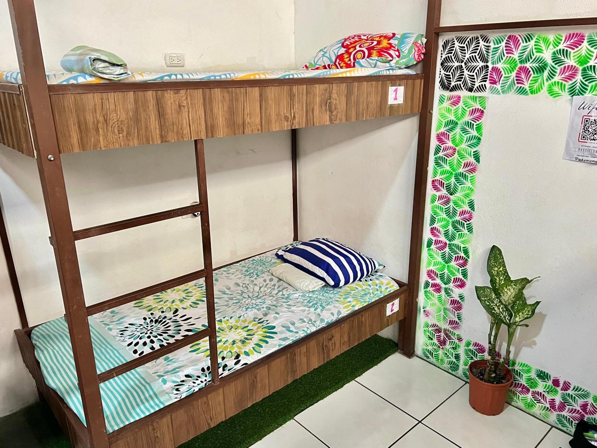 Cheap Hostel Quepos Luaran gambar