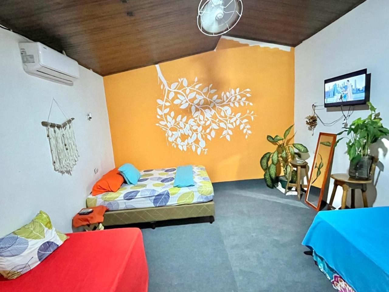 Cheap Hostel Quepos Luaran gambar