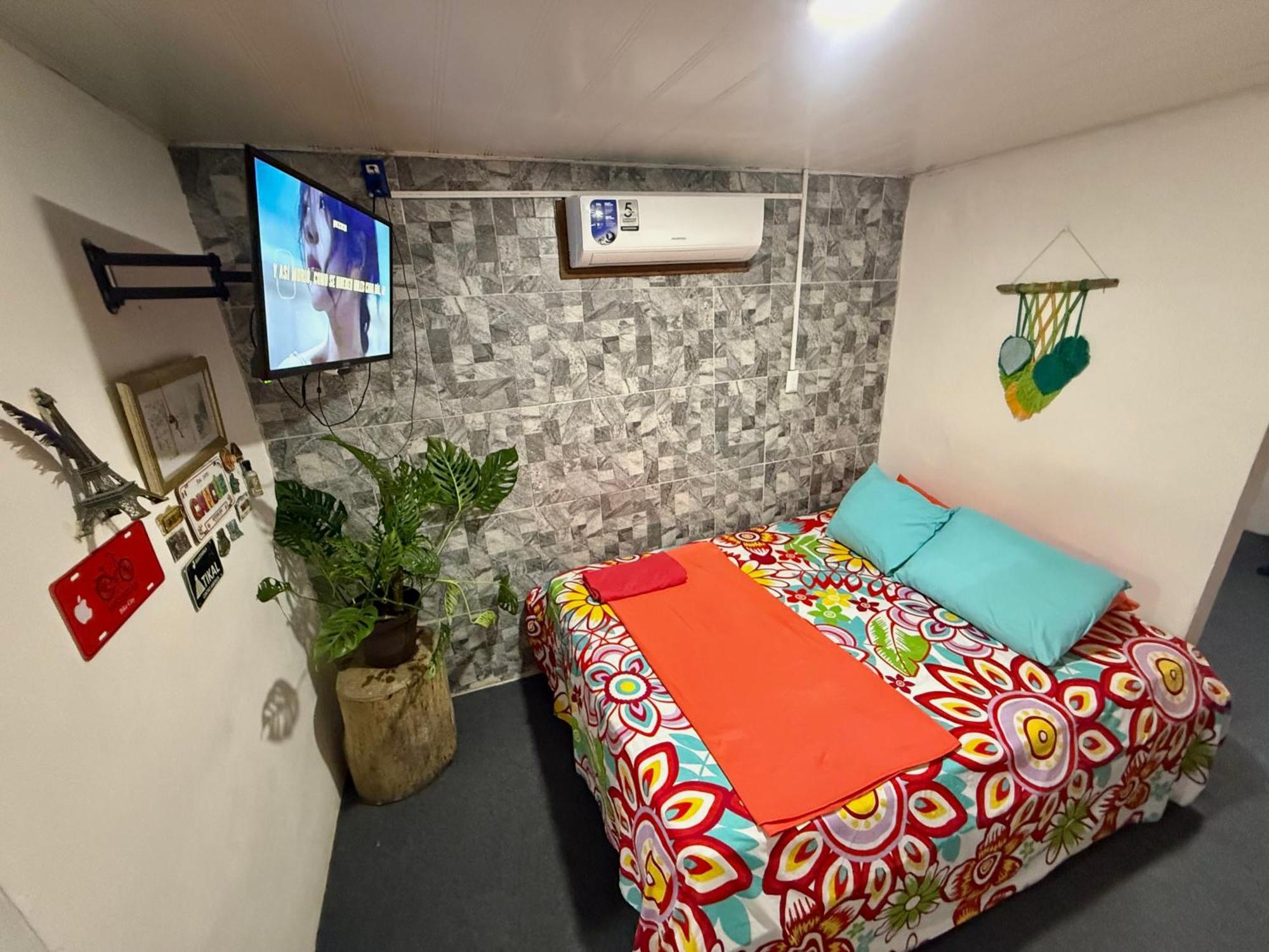 Cheap Hostel Quepos Luaran gambar