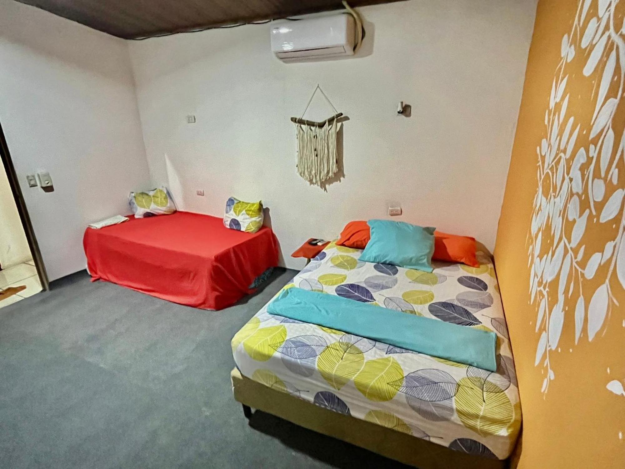 Cheap Hostel Quepos Luaran gambar