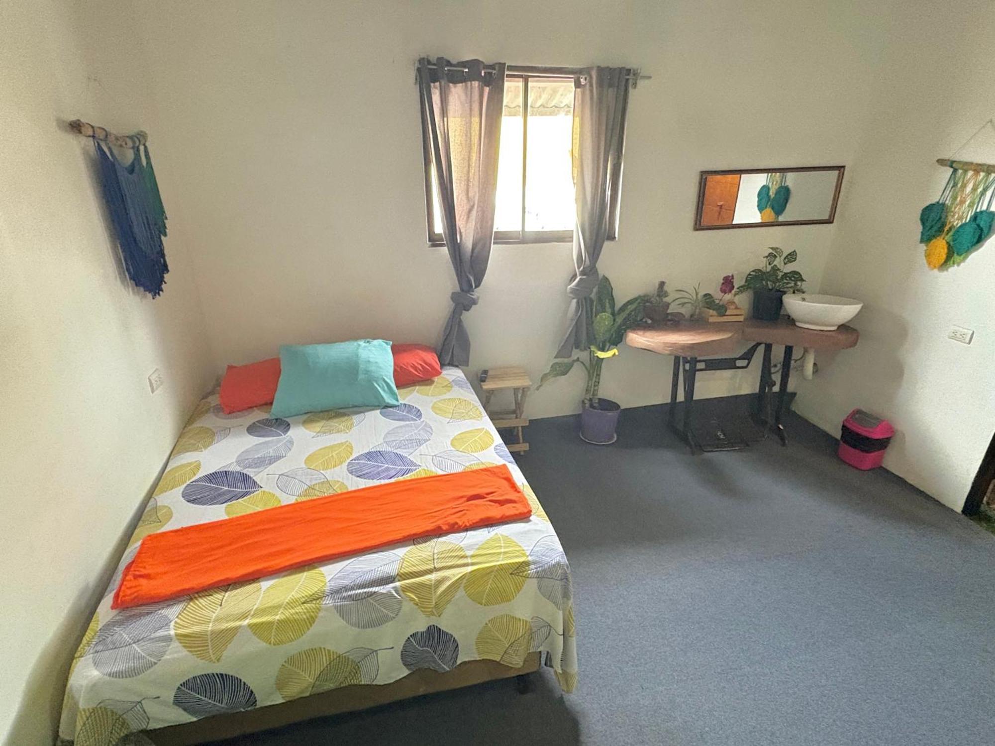 Cheap Hostel Quepos Luaran gambar